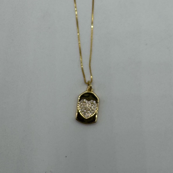 18k Heart Tag Pendant - Picture 8 of 8
